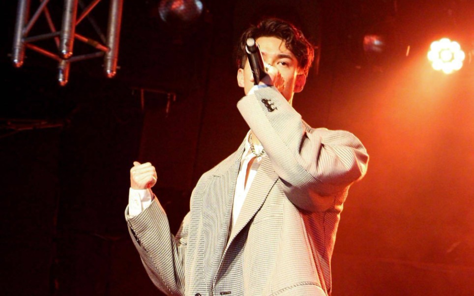 考古考古,你绝对没有见过的长发米卡!