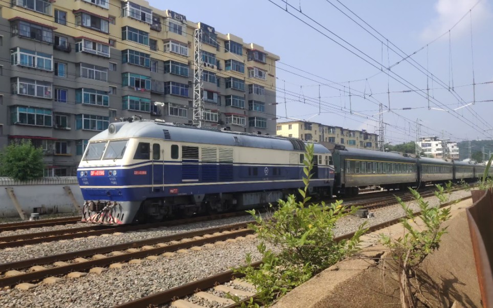 沈局吉段df110196牵引k7425次抚顺北站8道停车