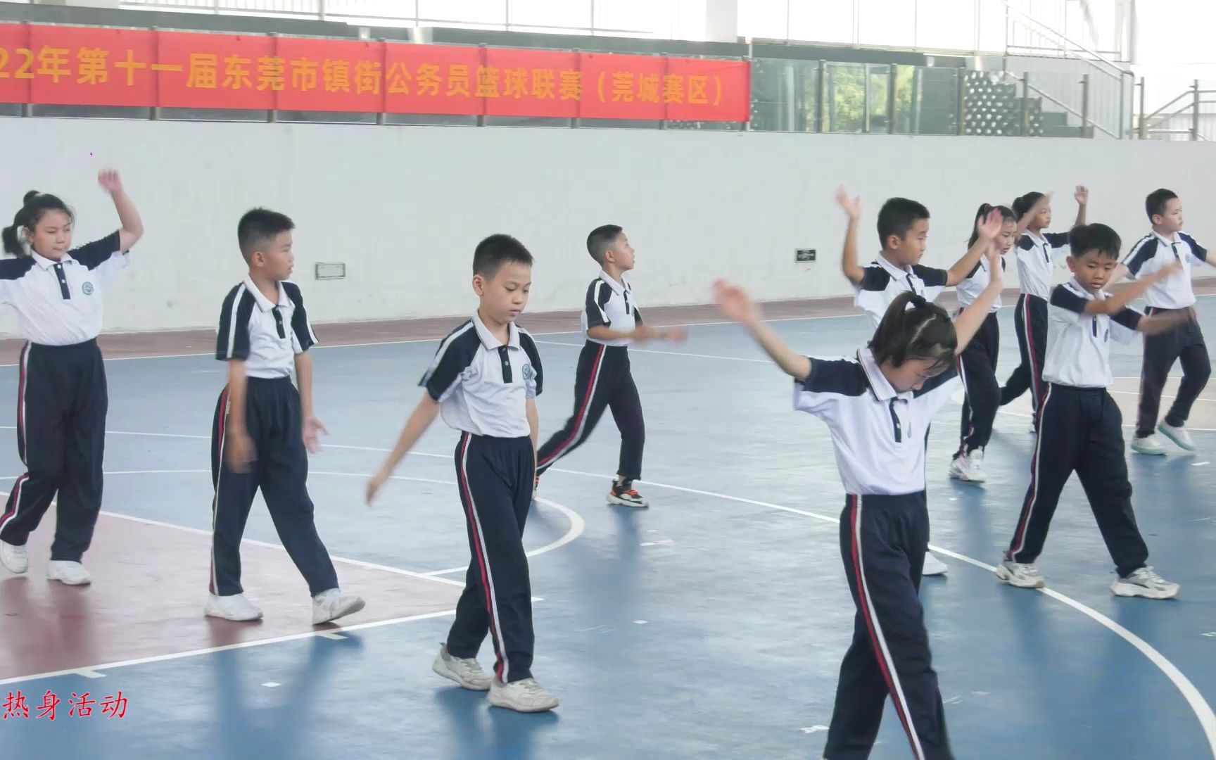 [图]余花+东莞市莞城建设小学+现场教学（广播体操-希望风帆）