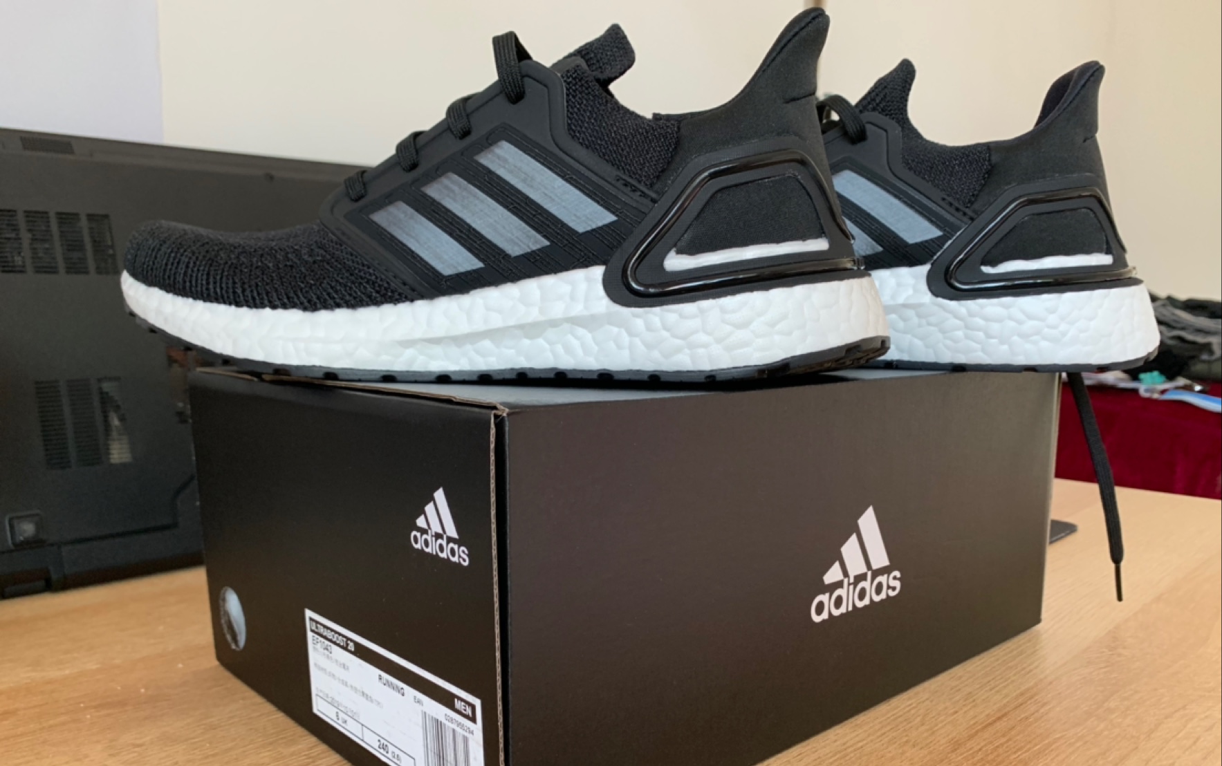 ub20黑白配色开箱上脚