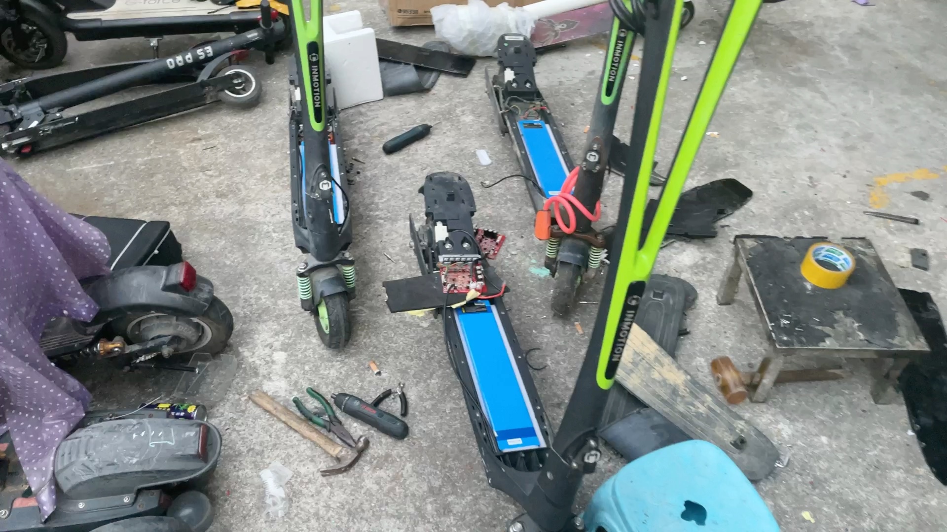 乐行天下l6电动滑板车报错22故障诊断维修,不开机不加速,不充电,轮胎