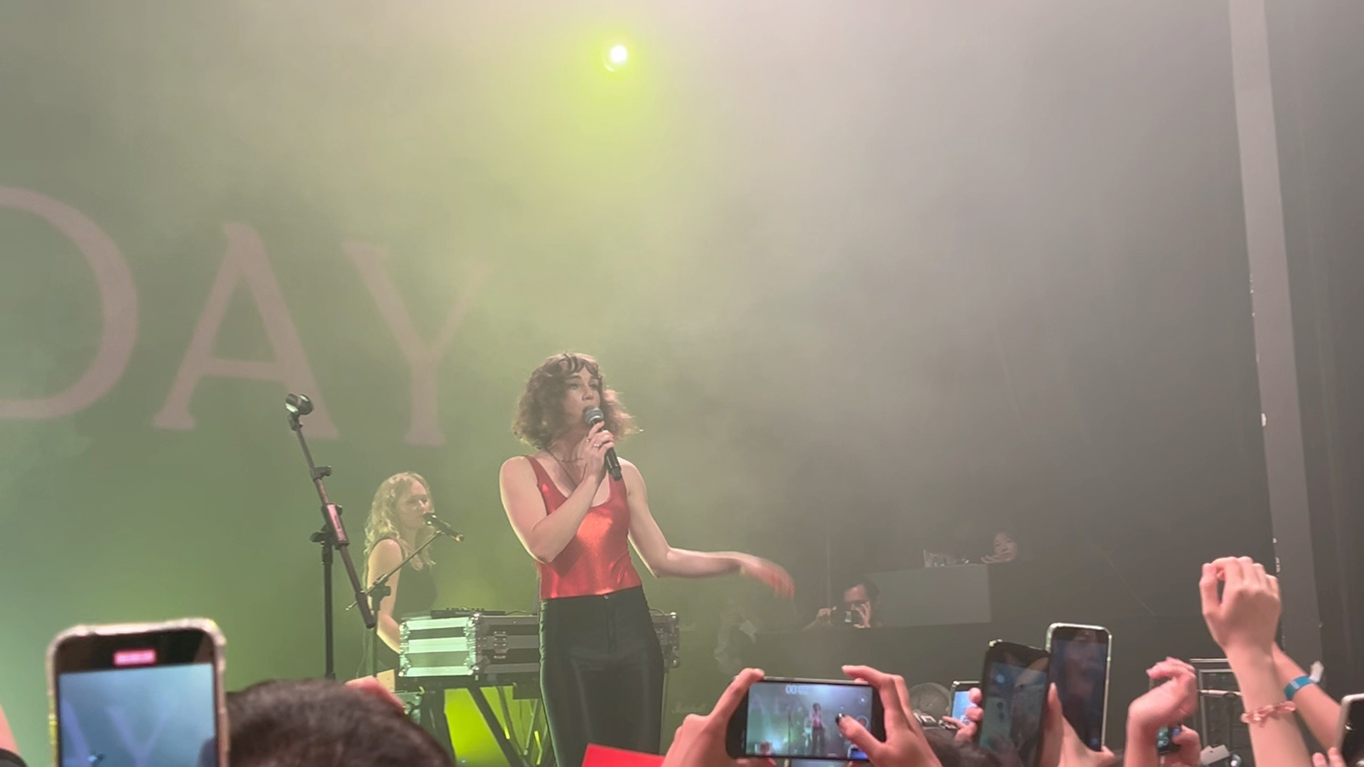 zella day-伊甸之东