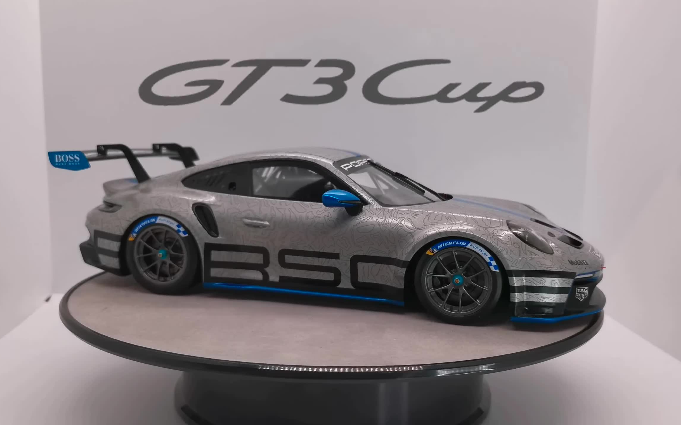 porsche 911 (992) gt3 cup - spark 1/18