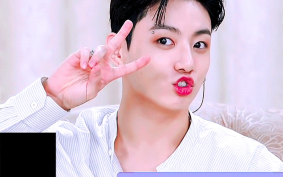 田柾国唇红齿白少年郎漂亮的眼睛大又圆宛若天上的星星闪亮亮这个小嘴