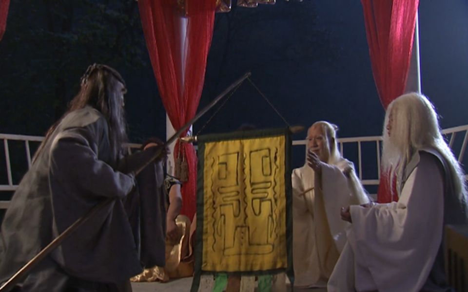 难怪通天教主敢单挑四圣你看六魂幡的全称叫啥