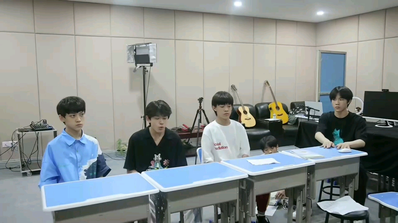 【张极】迷宫时期的不死鸟小极,最强声压主唱