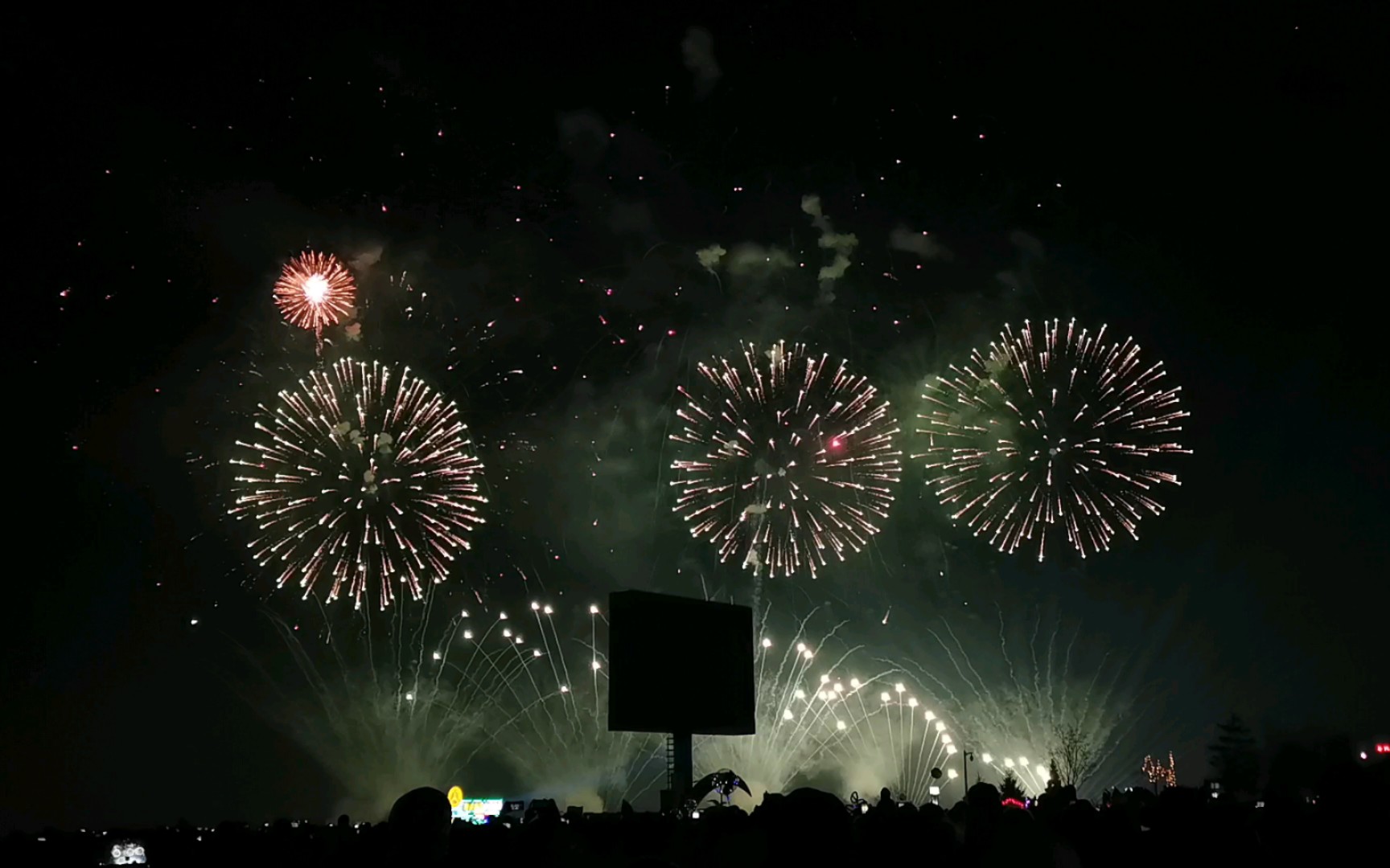 杜尔伯特烟火会 元宵节快乐!