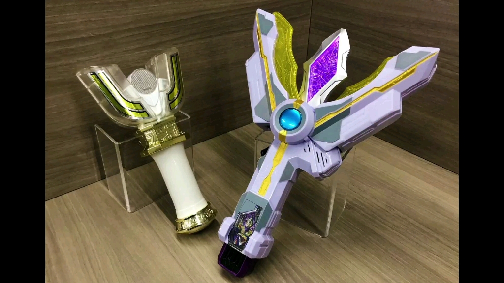 《特利迦奥特曼》 dx 胜利神光棒 官方图