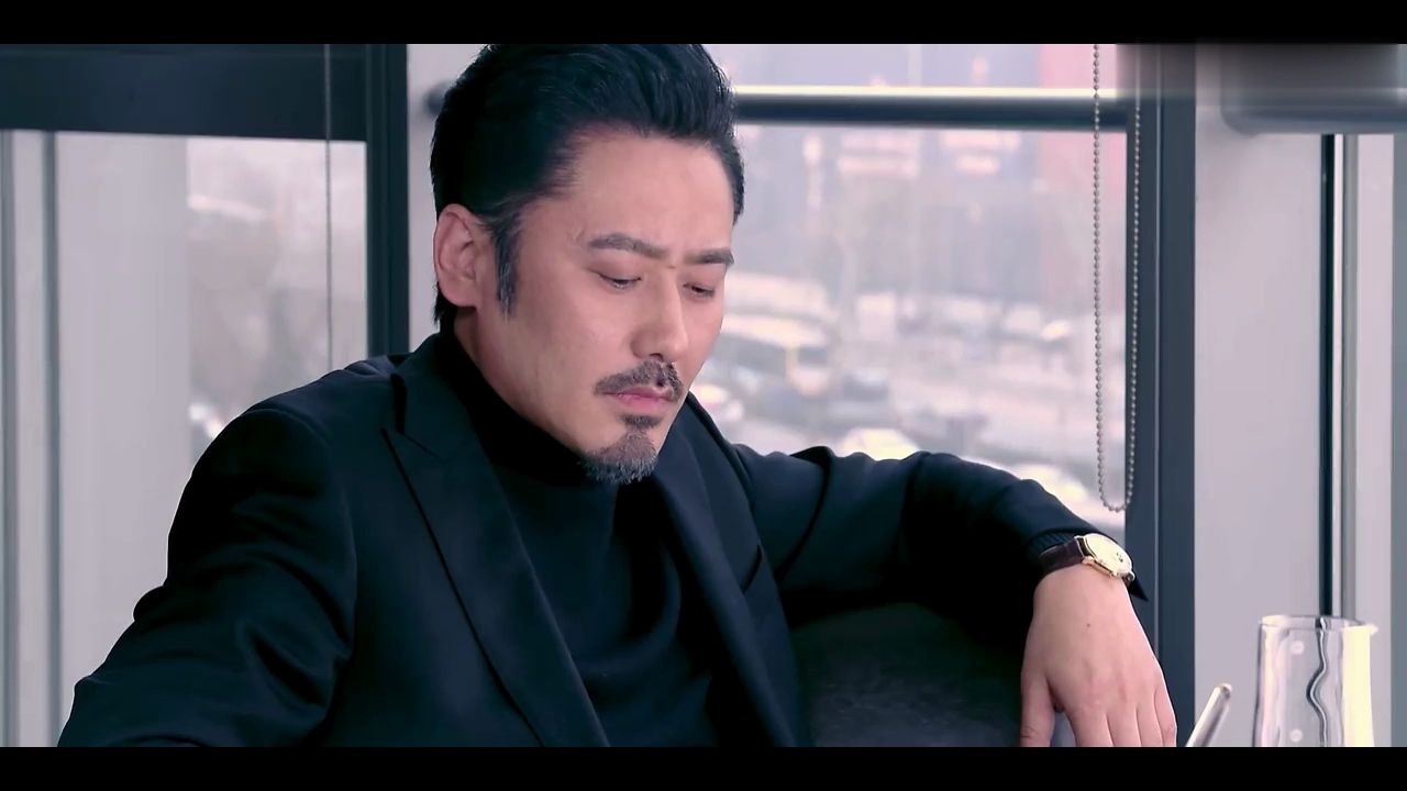 秀波发现老婆出轨遂提出离婚老婆要求秀波净身出户怎么破