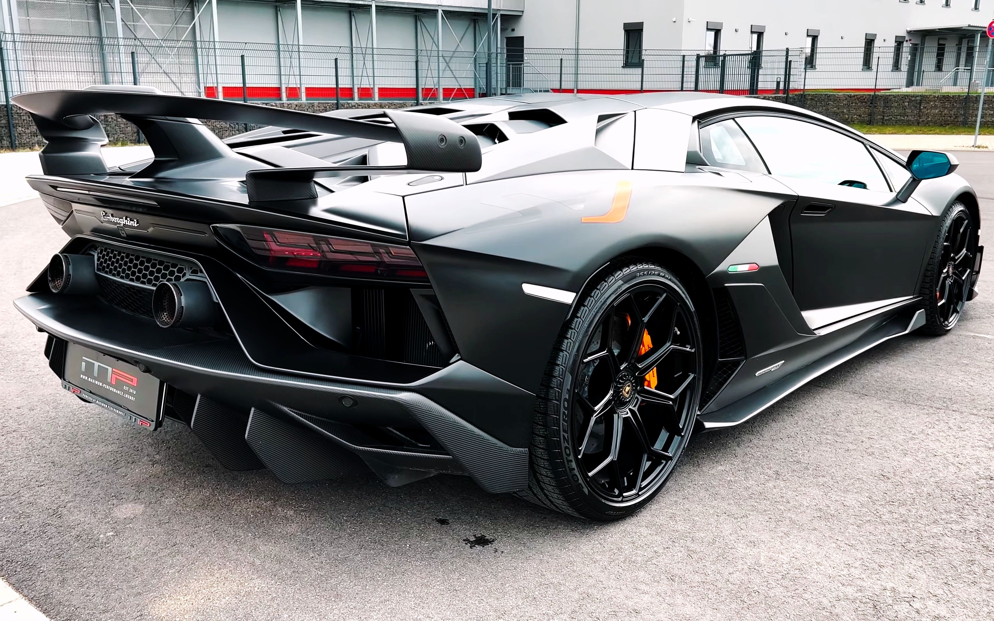 【4k | 展示】兰博基尼 aventador svj | lamborghini