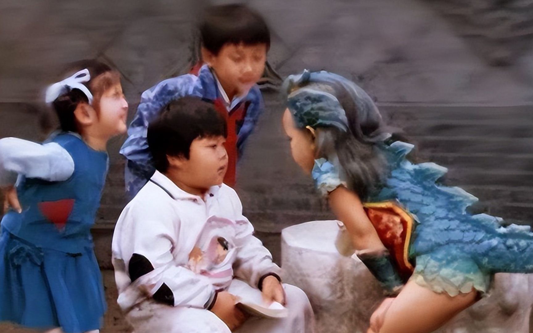 《小龙人》贝贝扮演者因病去世!年仅38岁,小龙人陈嘉男悲痛悼念