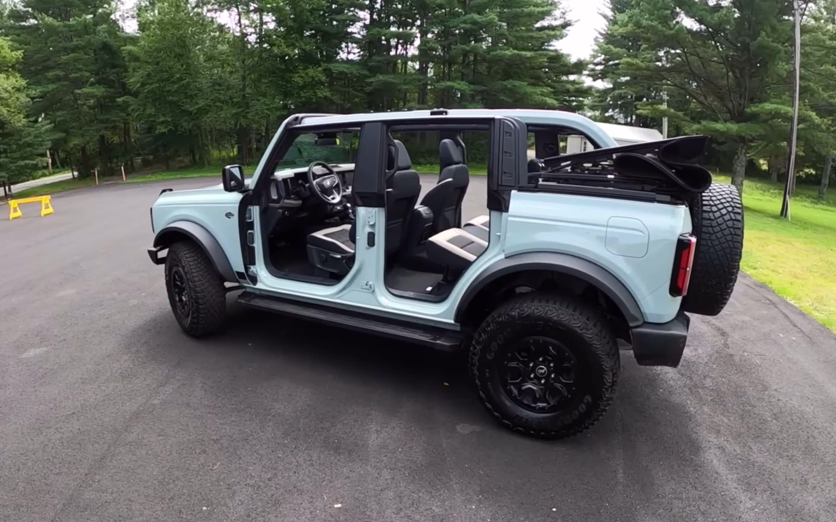 福特2021 ford bronco wildtrak sasquatch - doors off第一视角驾驶