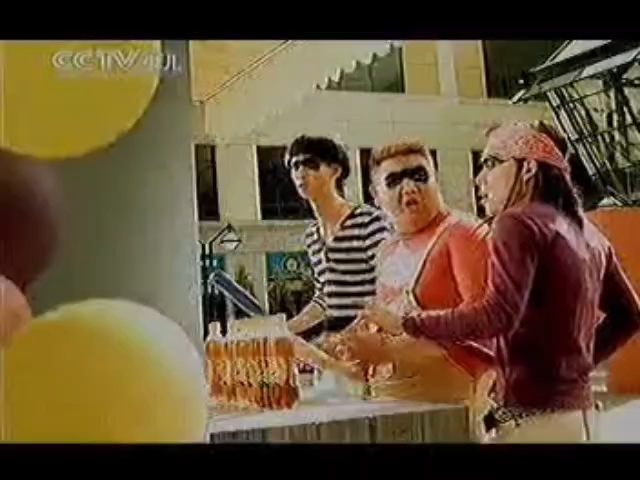 雷人电视广告2005图片