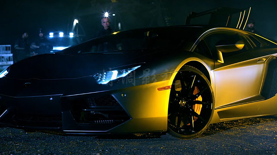 狂派新的老大惊破天和赏金猎人禁闭高清剪辑,兰博基尼的汽车形态太帅