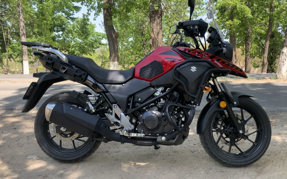 dl250不带三箱更灵活,帅气