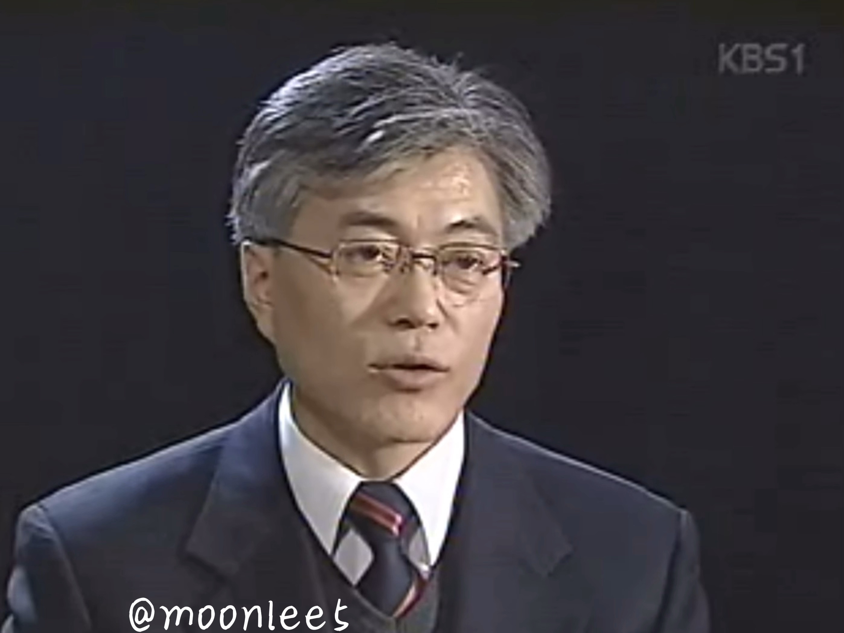 2002年生涩的小文律师