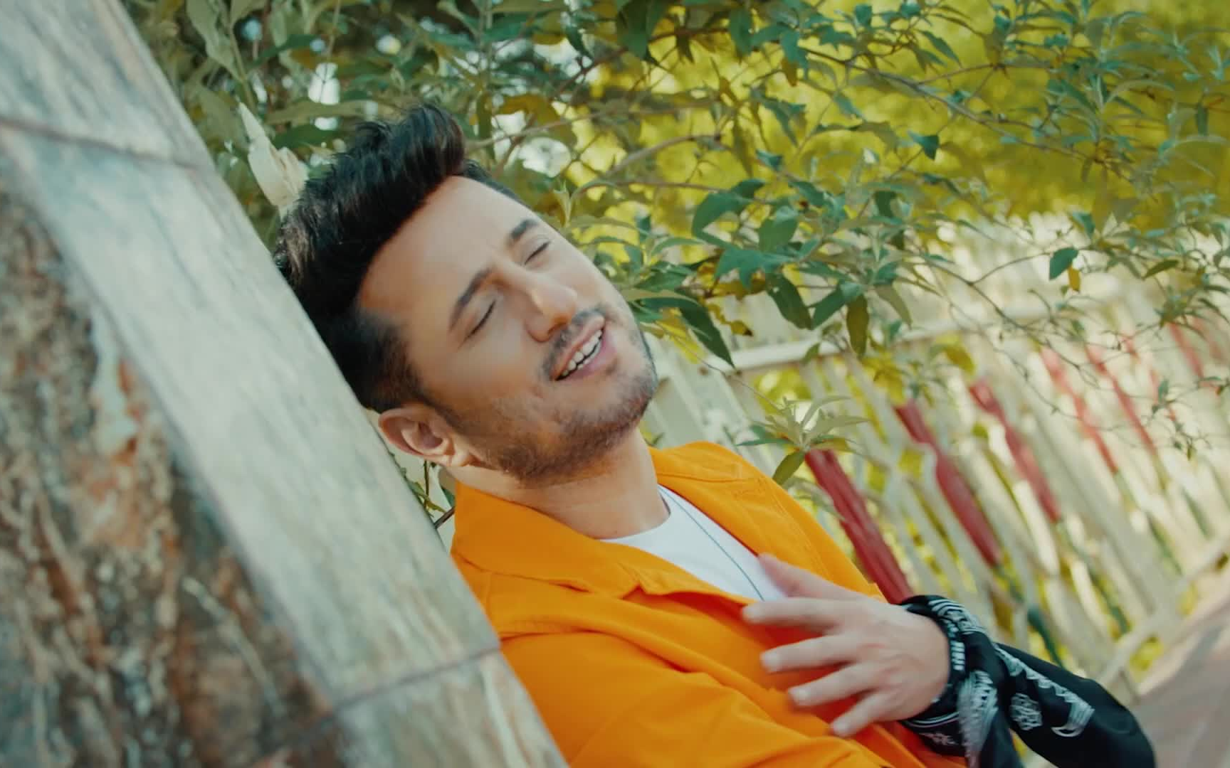 新单mv土耳其男歌手berruturala06kesiyor