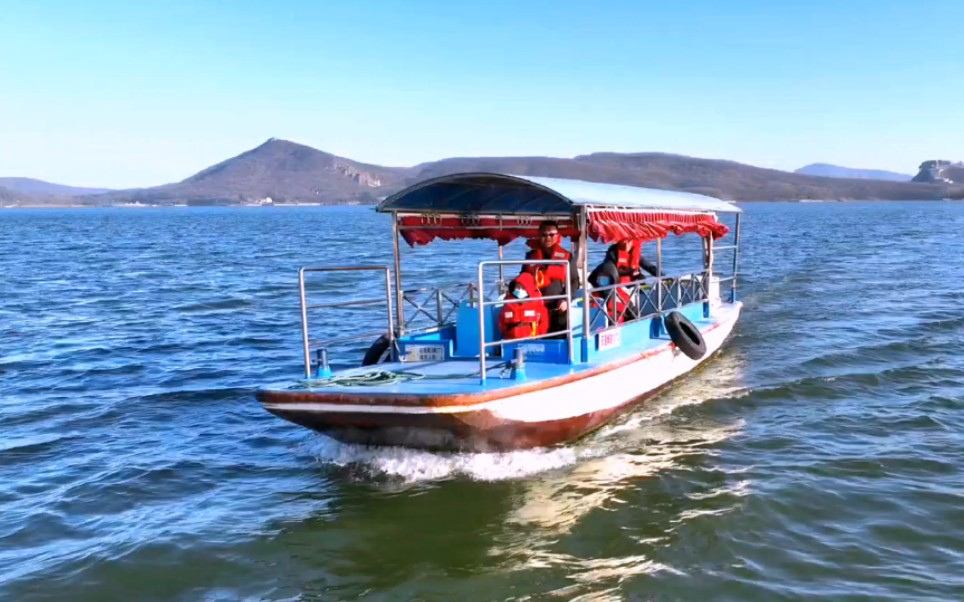 航拍石漫滩水库游船