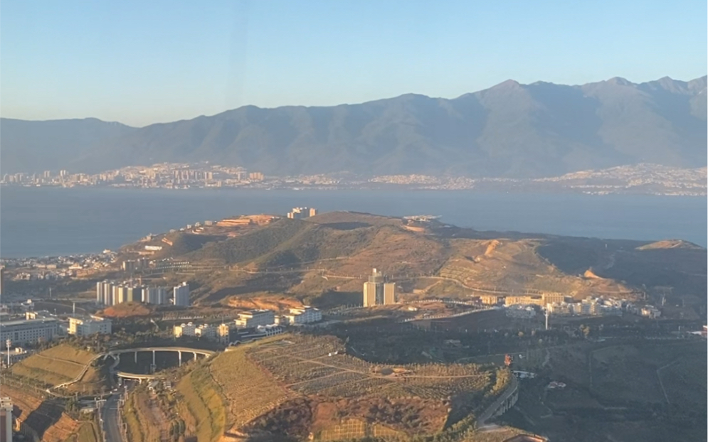 【大理洱海】实拍 重庆航空 a319 大理凤仪机场 高高原落地