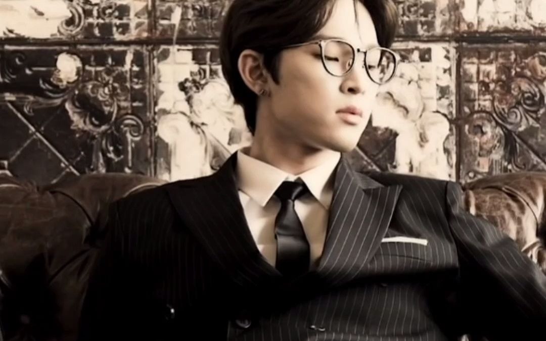 金建学行走的费洛蒙