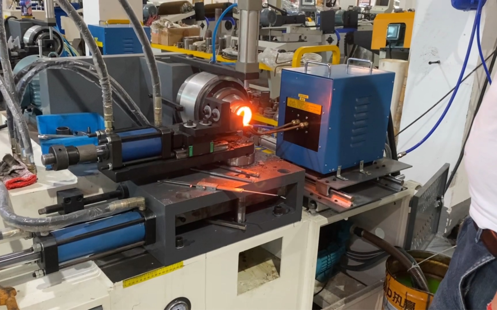 高频封口机金属钢管不锈钢管圆管圆弧液压收口机管端封口机