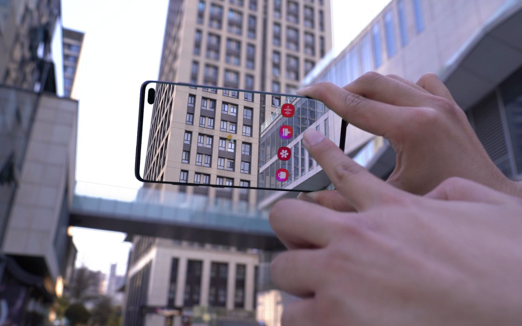 高科技:三星透明手机