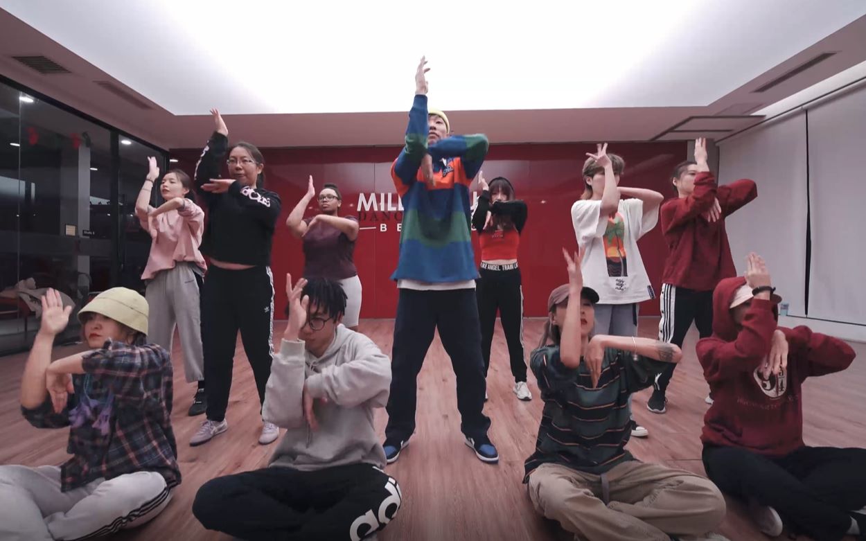 【红房子】usta编舞《芒种》【millennium红房子·北京798旗舰店】