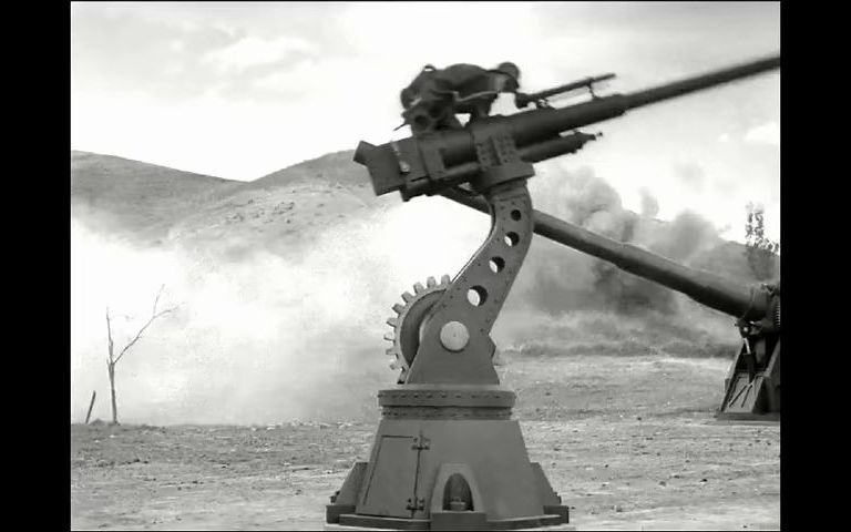 [图]The Great Dictator -1940 CLIP 2_Anti-Aircraft Gun