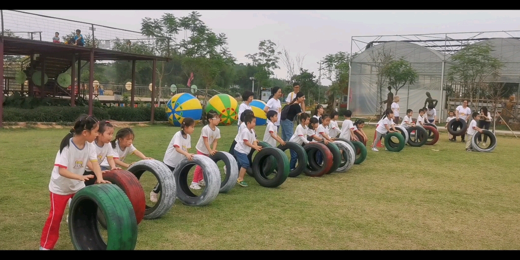 幼儿园春游滚轮胎哔哩哔哩bilibili