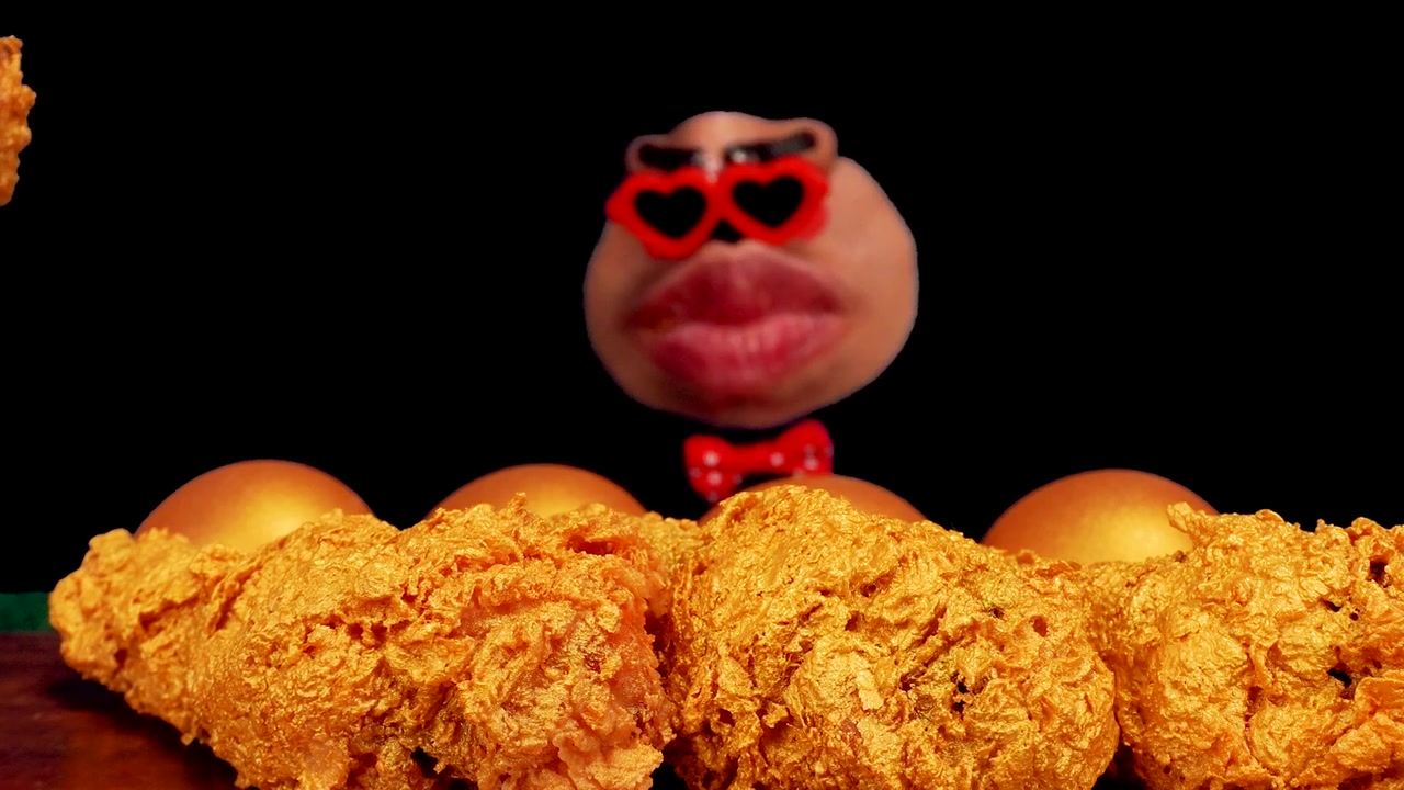 realmouth韩国奇葩吃播小哥日常24k金鸡金蛋