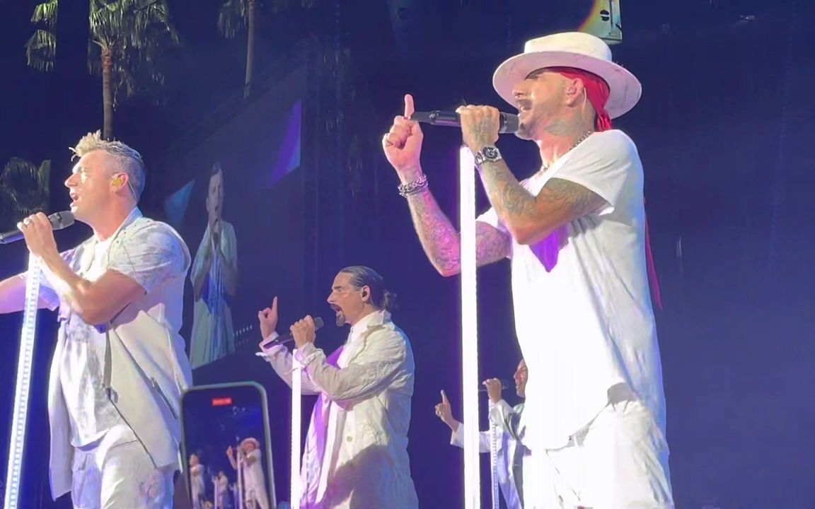 [图]Backstreet Boys_The One Live 2022