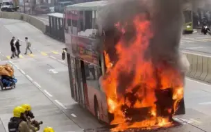 下载视频: 【香港】鰂魚涌英皇道一輛城巴起火，無人受傷