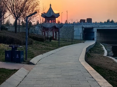 天降甘霖,地出礼泉,我爱我的家乡还有我的亲人,欢迎新老客户品尝我家乡的苹果和石榴.圣诞节快乐哔哩哔哩bilibili