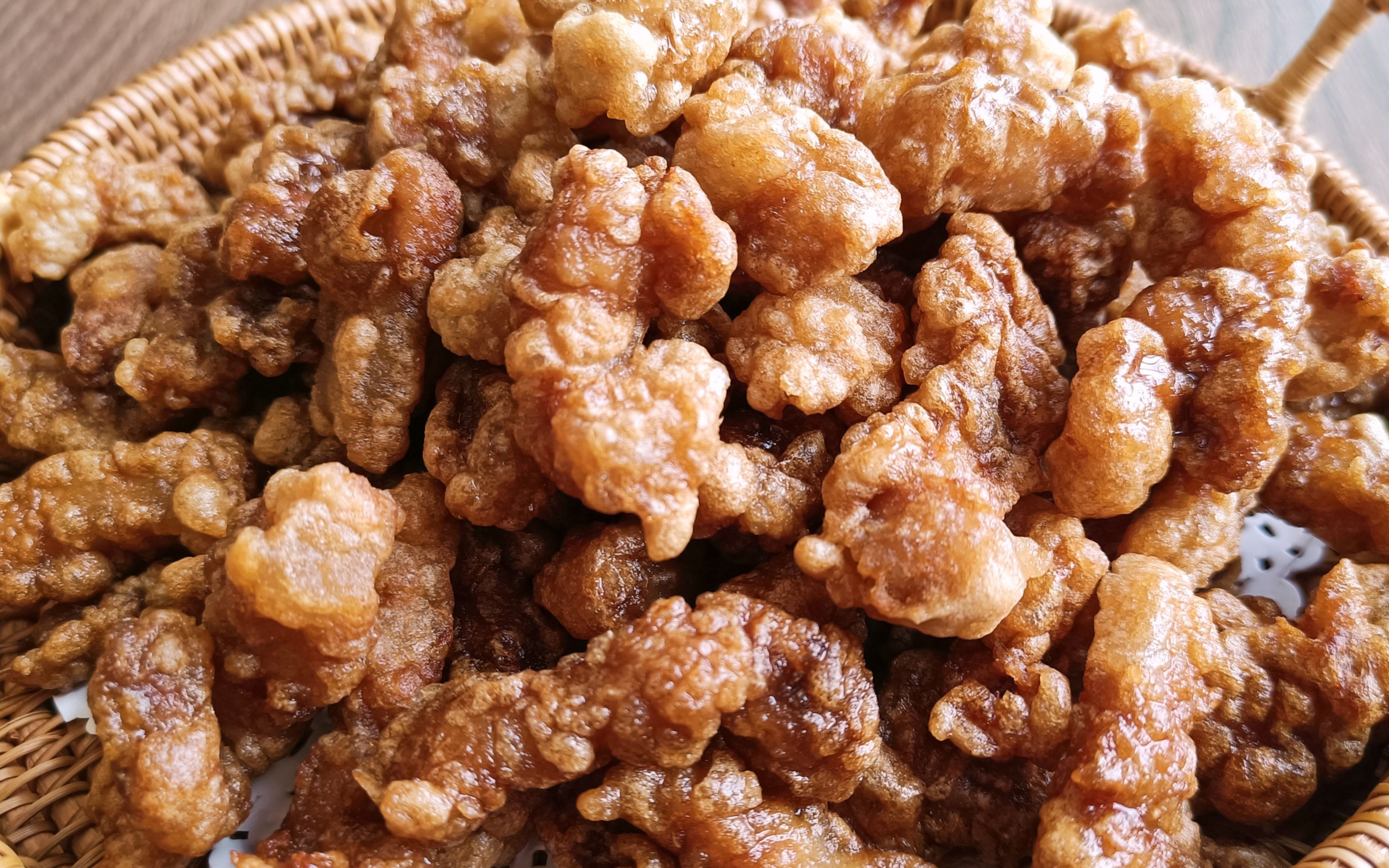 手把手教你四川炸酥肉的传统做法外酥里嫩好吃不回软真香