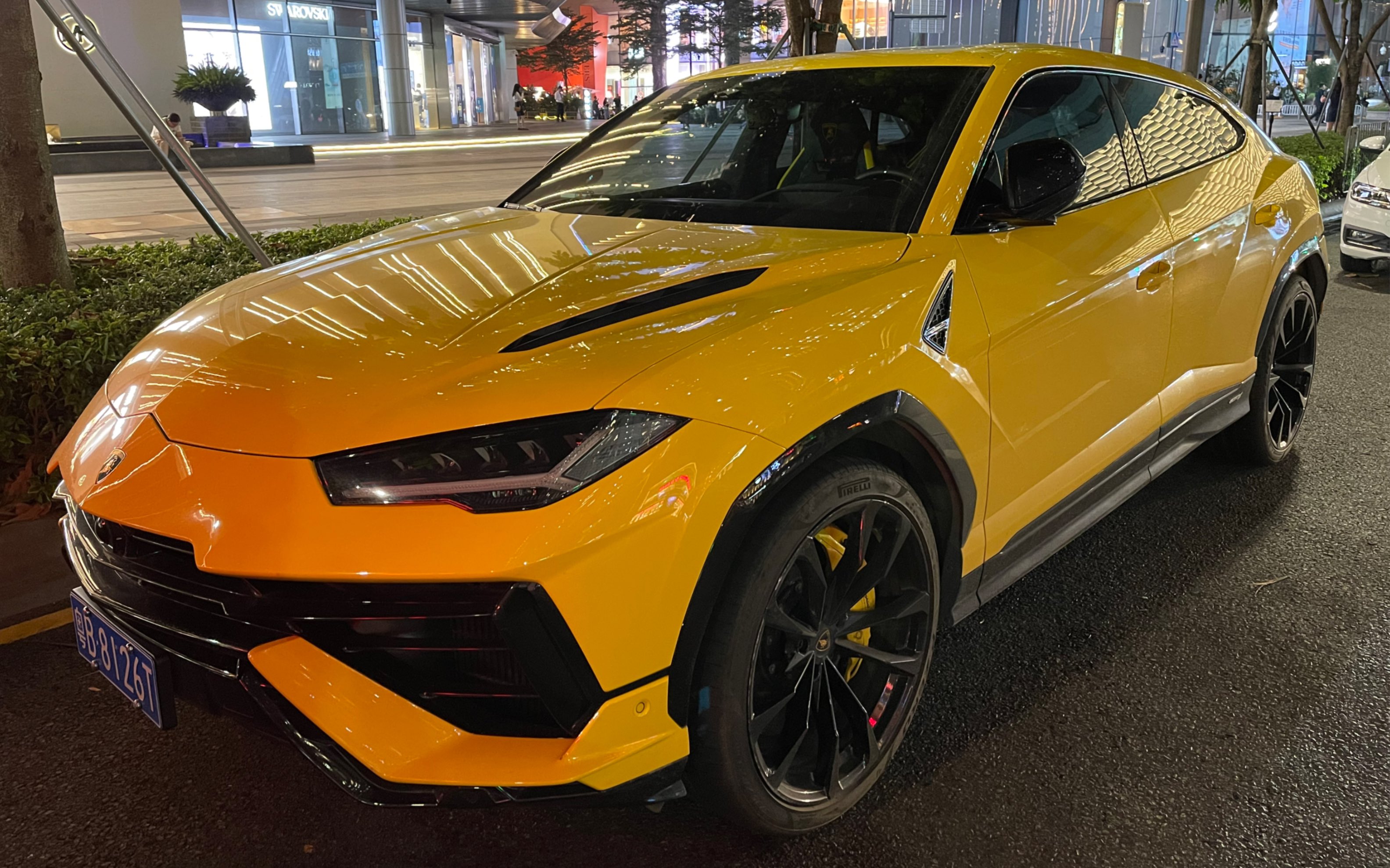 【深圳|urus s】新款的urus s不知道销量上会不会超越旧款urus呢?