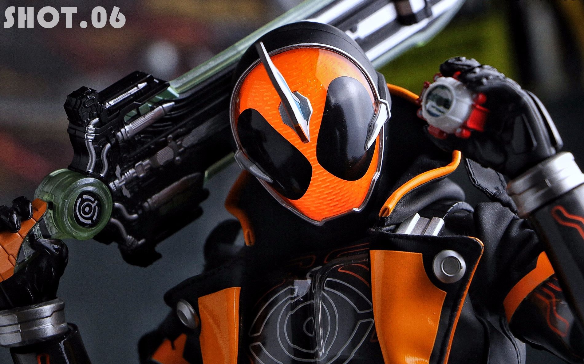 假面鸡rah假面骑士ghost脸会发光的超人