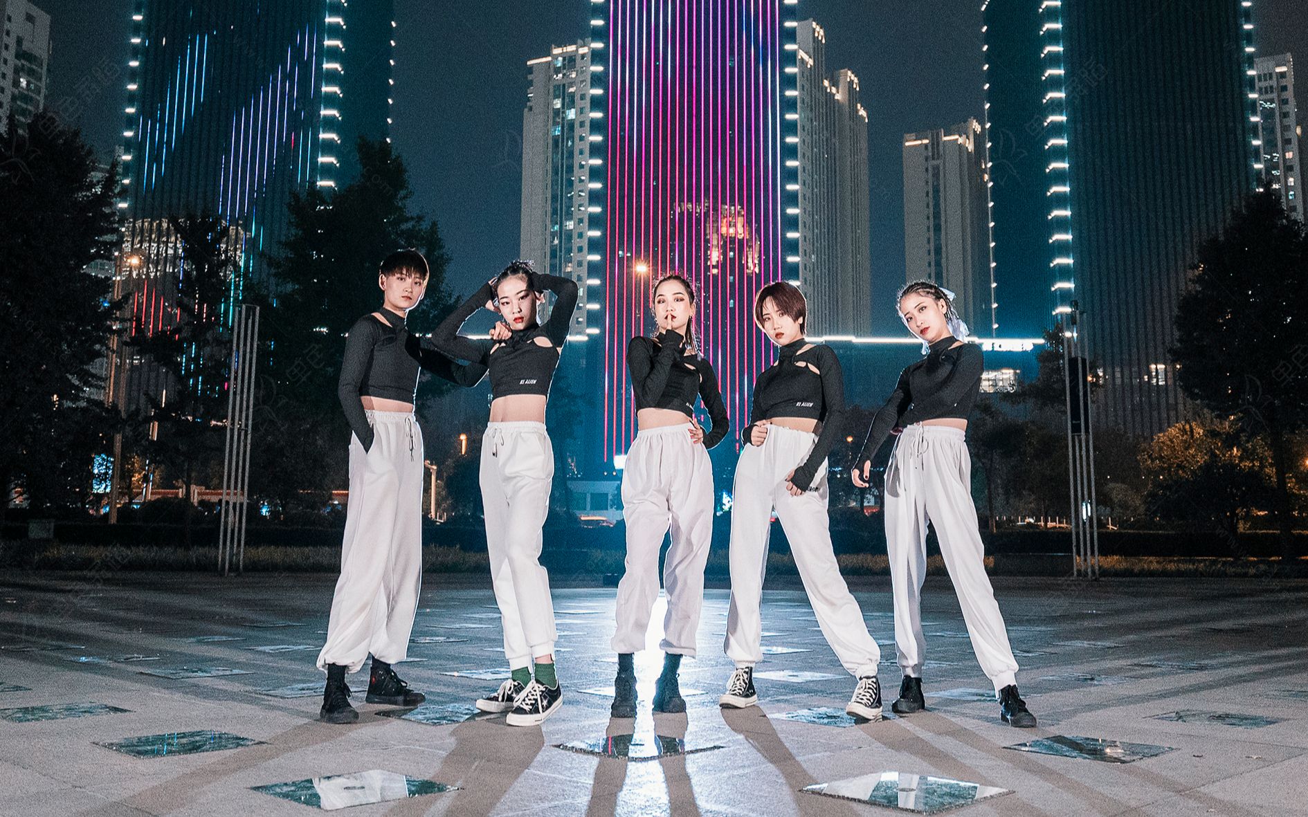 活动作品卡点极度舒适街头齐舞lookatme编舞单色舞蹈