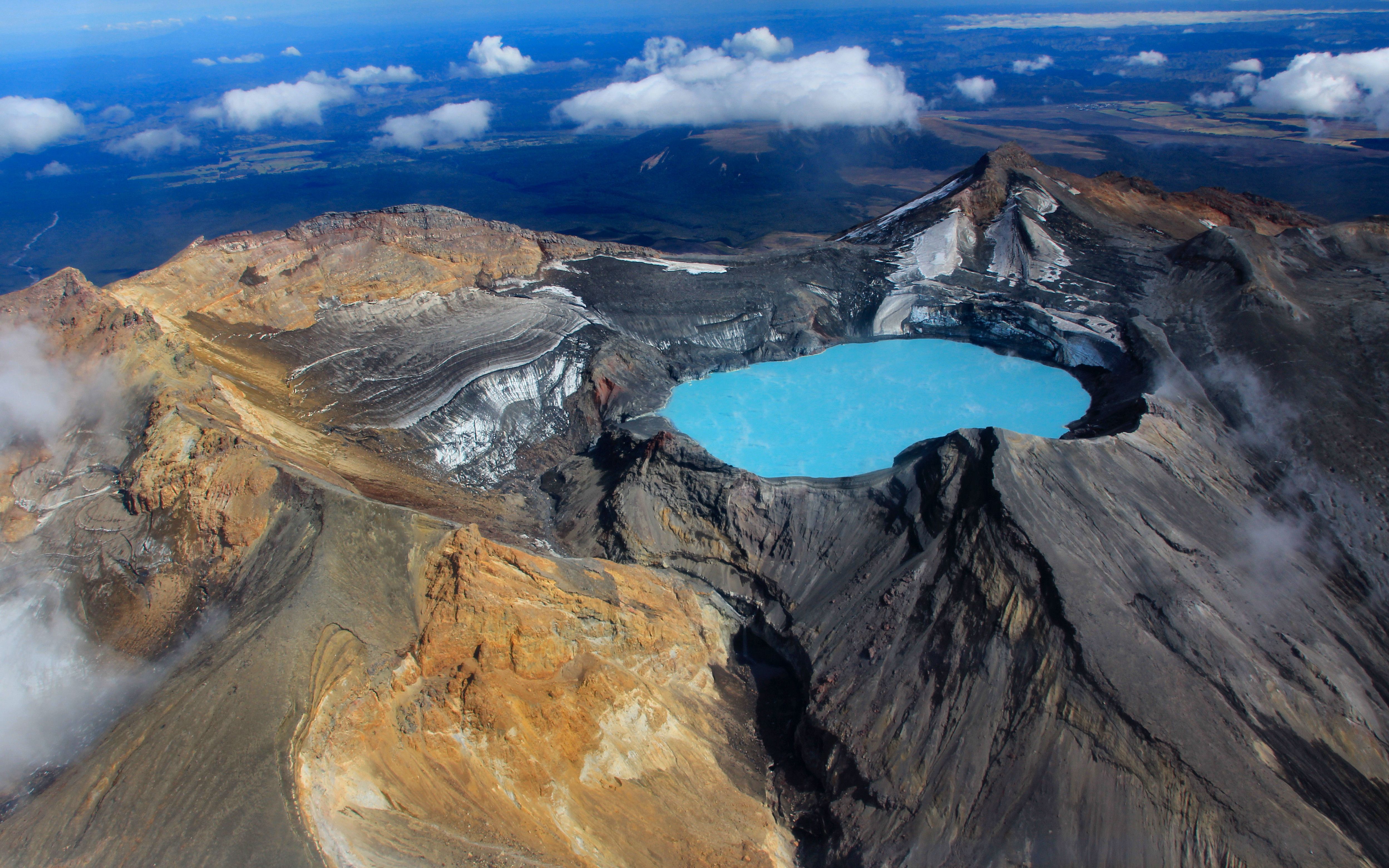 鲁阿佩胡火山