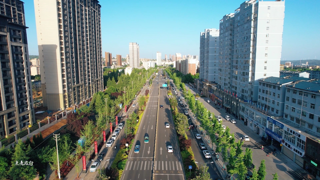 河南義馬銀杏路美麗街景