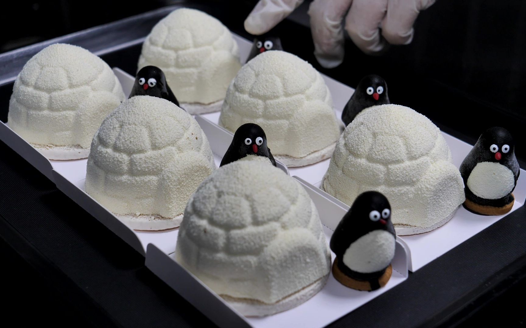 【韩国街头美食】企鹅冰屋蛋糕,这才是冬天应该吃的甜品!