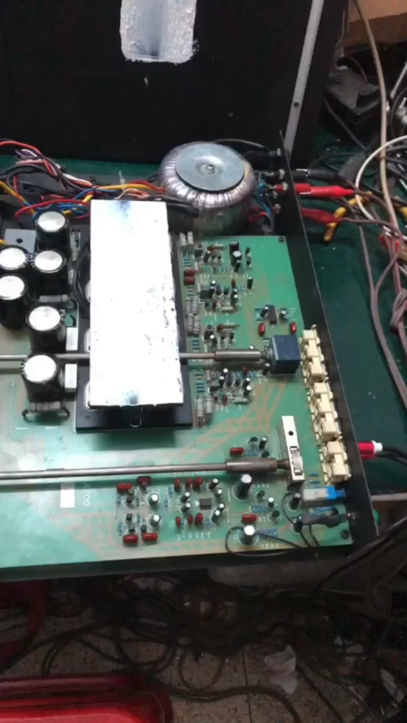 音乐传真功放维修中心专业功放音响维修音乐传真功放