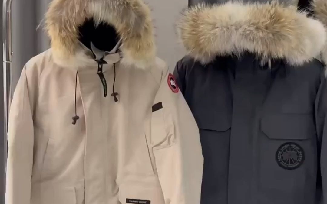 大鹅羽绒服 细节实拍