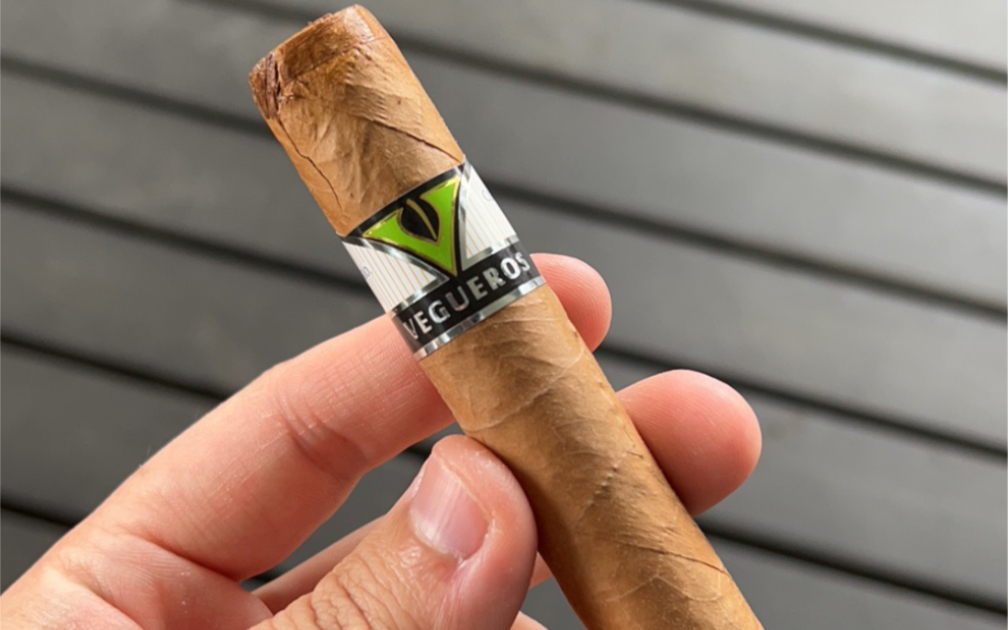 古巴雪茄威古洛 -tapados 品吸,后1/3还是不行