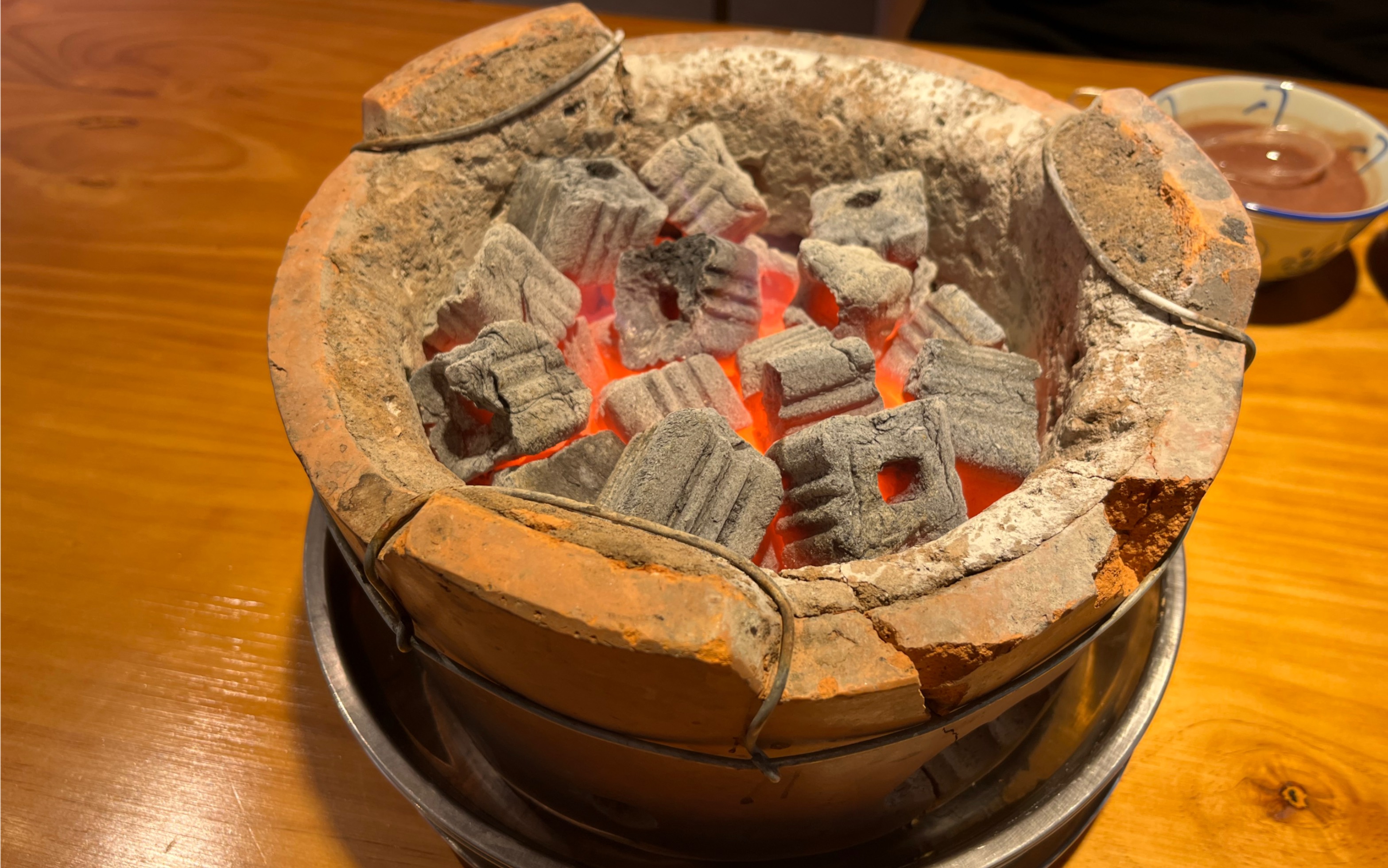 冷天气就要吃热热的炭火火锅啊!