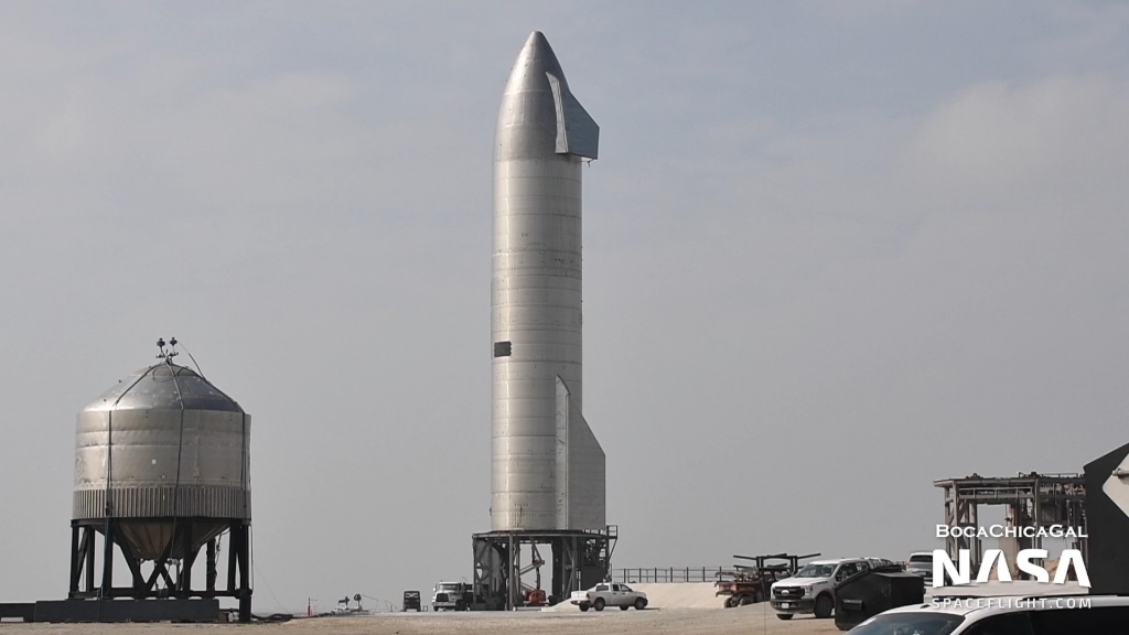 spacexbocachicasn9星舰准备飞行