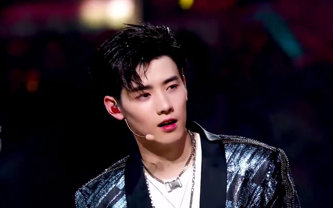 【r1se任豪】绝美舞台踩点混剪 top级心动镜头