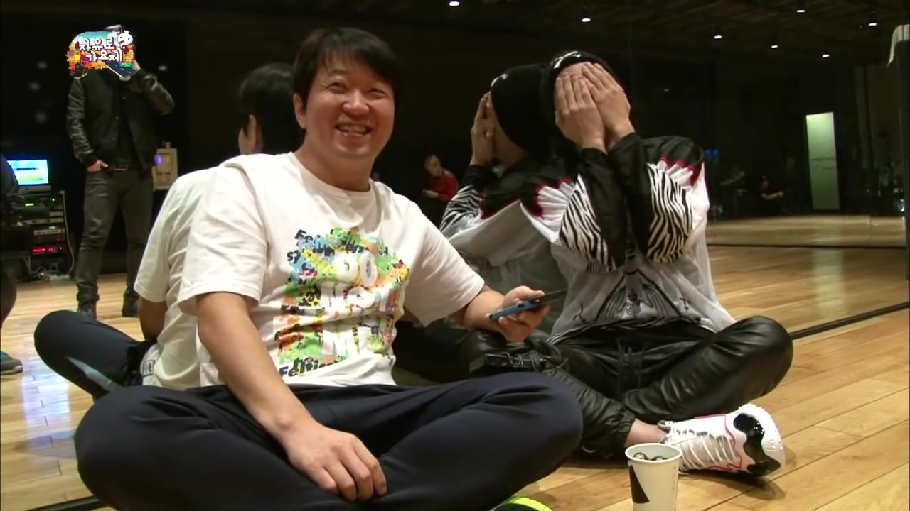 【权志龙】与郑亨敦的练习室~有爱的一批哦