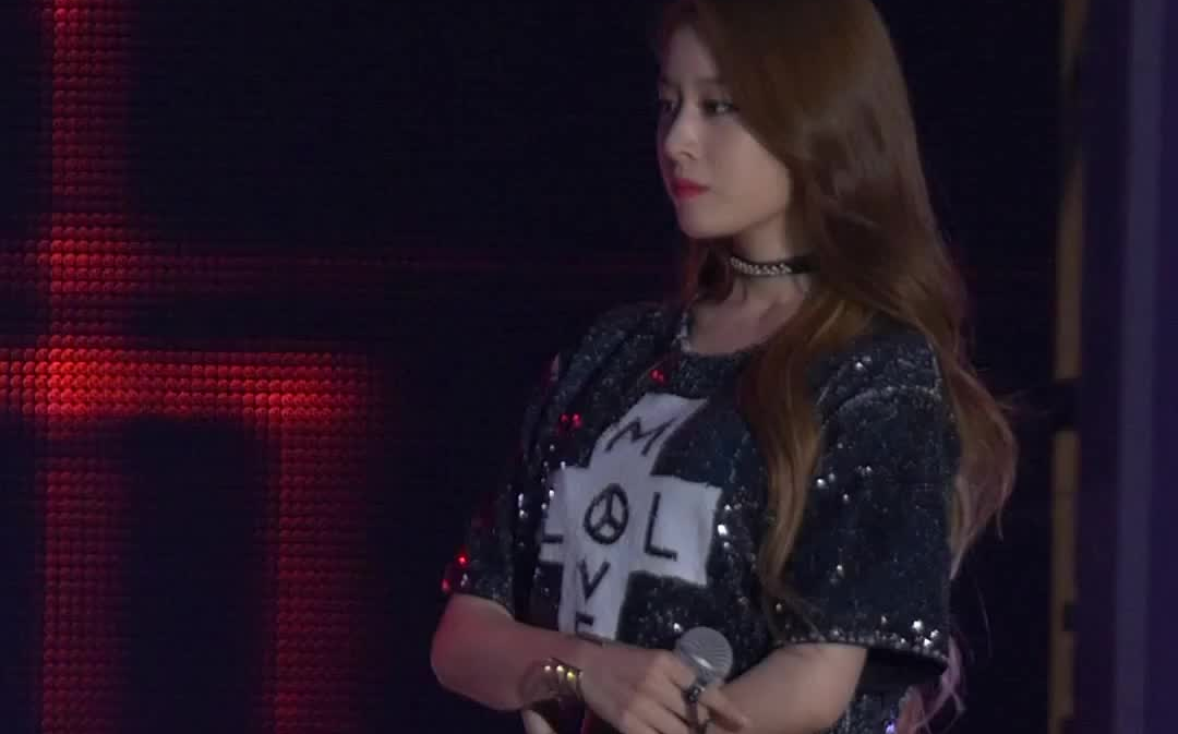 tara 智妍黑丝皮裤合集