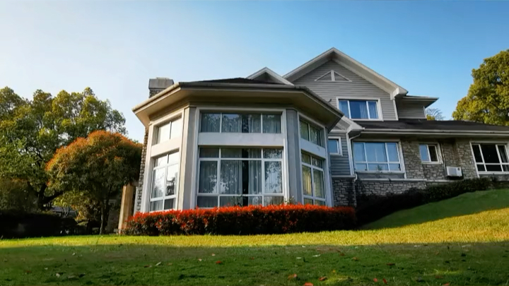 杭州顶级桃花源别墅区朴地大草坪美式别墅-帝凡别墅出品