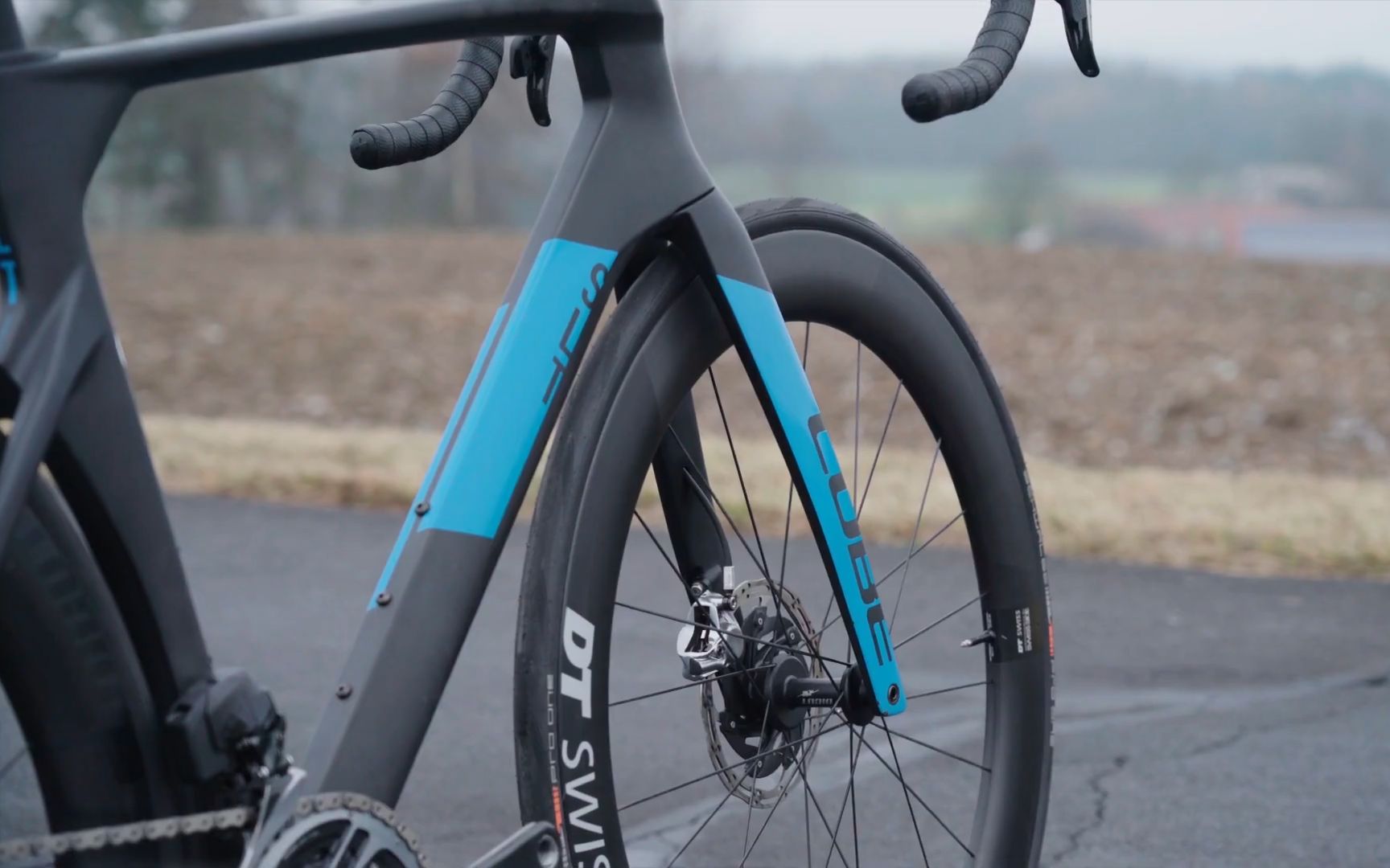 【cube bike 中字熟肉】德国库伯cube litening公路车静态展示介绍